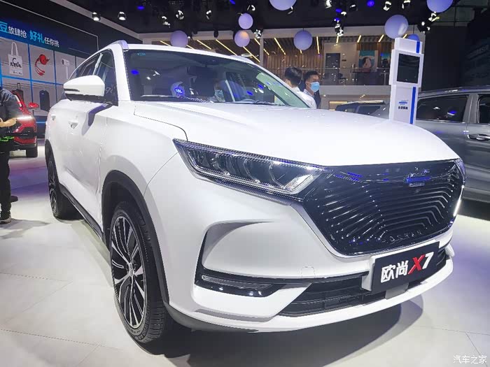 长安欧尚x5x7两兄弟炫目登场