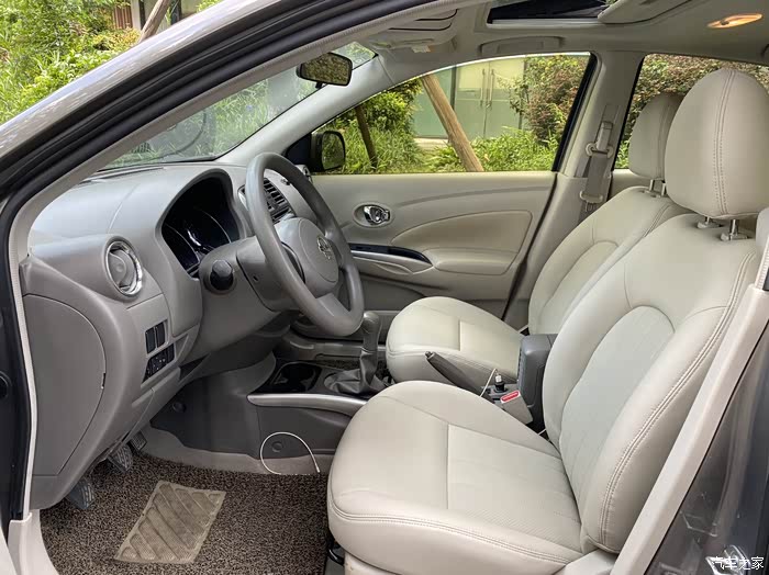 日产阳光手波高配