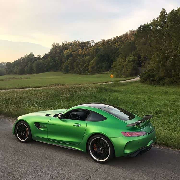 绿色猛兽奔驰 amg gt-r,绿到你发慌