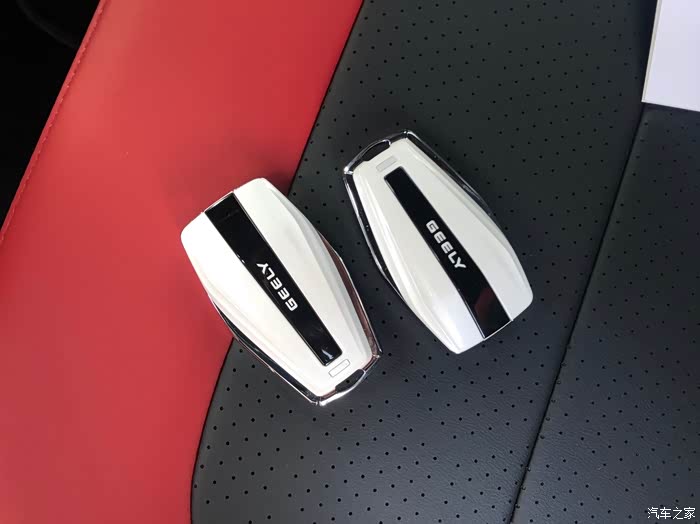 衷于颜值喜提人生第一台车吉利icon