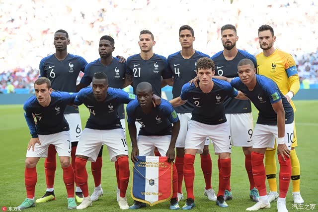 小卡换新装,庆祝法国队20年后再次捧杯