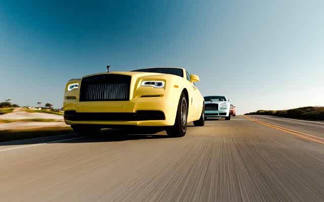 彩色特别版劳斯莱斯魅影,漂亮!感觉会有甜甜的恋爱.