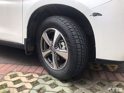 轮胎上的字母和数字是什么意思