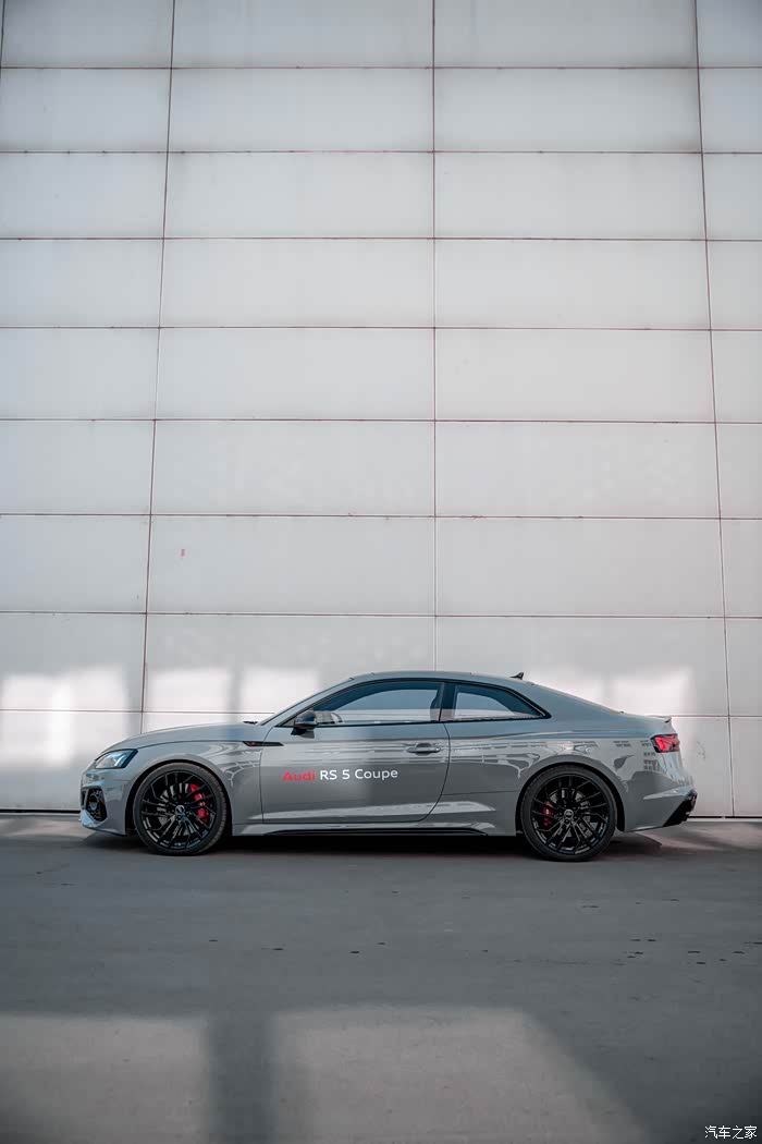 极速精英团奥迪rs5探店试乘销售揭秘大疑惑