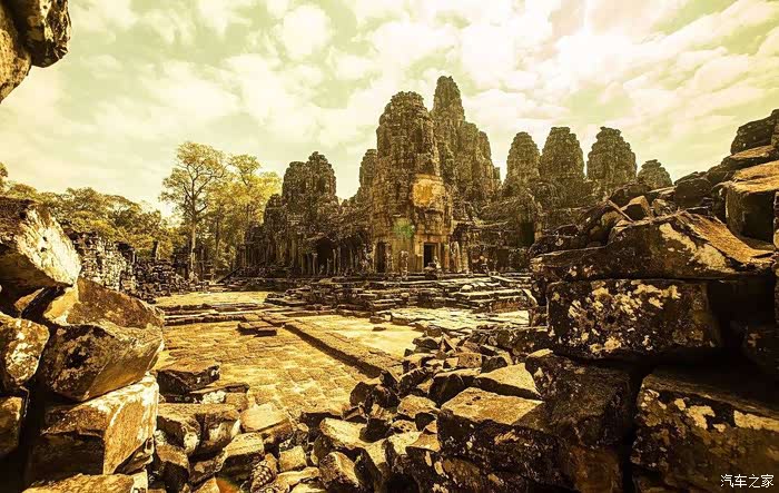 失落之城吴哥窟,在废墟掩埋下的文明.