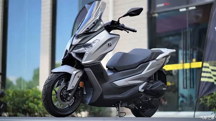 【图】隆鑫无极sr150gt 指导价:14880元——15980元_摩托车论坛_汽车