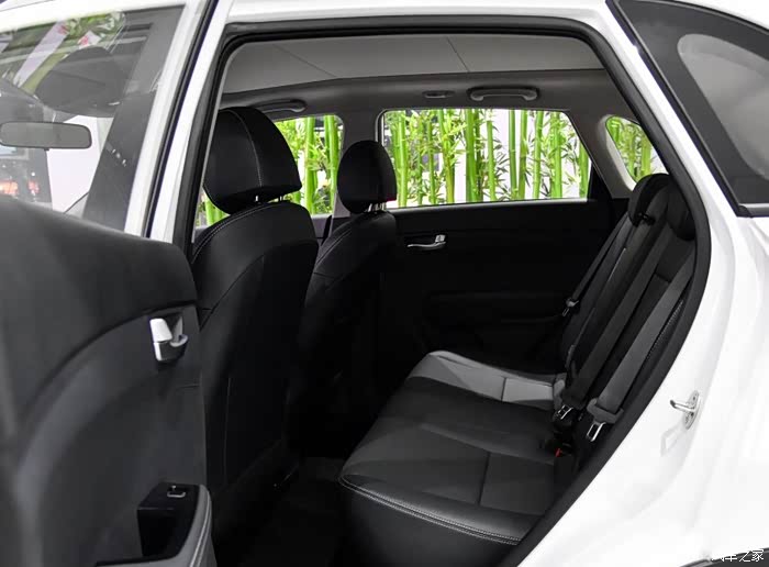 【图】逛广州车展,终于看到了kx3 ev的实车_起亚kx3新能源论坛_汽车之