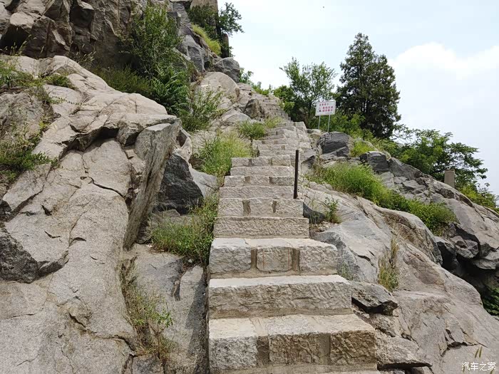 登鹊山之巅觅鹊华秋色