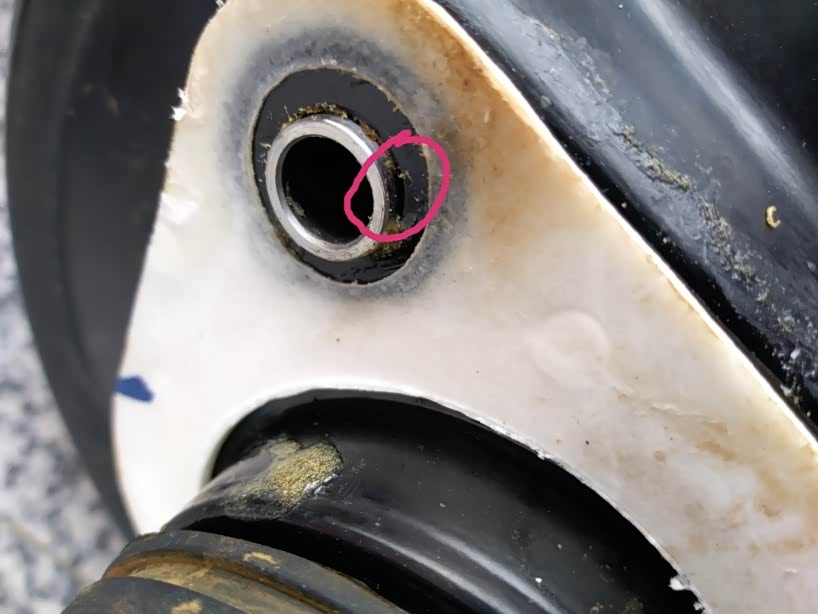 求助刹车真空助力鼓漏气