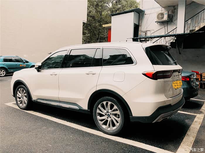 六座大空间是绝对刚需分享福特领裕铂领3个月用车感受