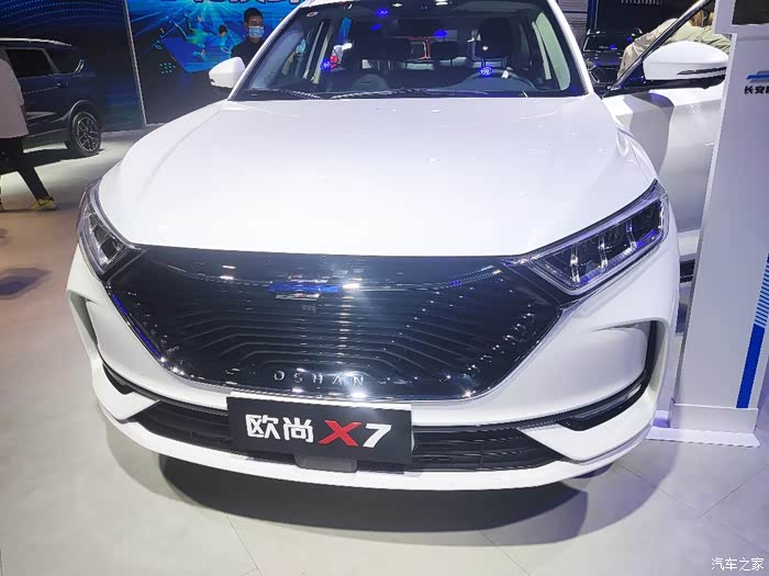 长安欧尚x5x7两兄弟炫目登场