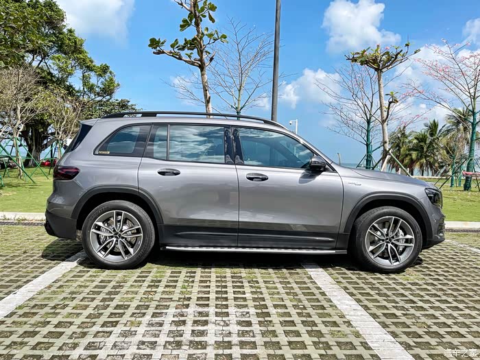 【图】致敬amg~glb山灰深度改装来了!_奔驰glb论坛_汽车之家论坛