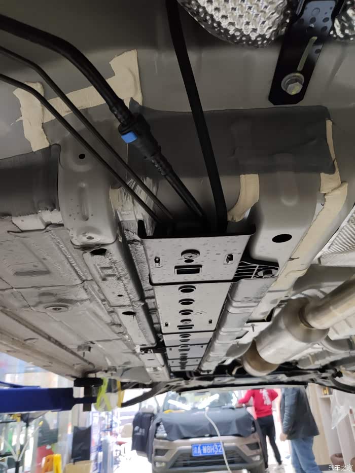 锐程cc喷底盘装甲底盘解析多图