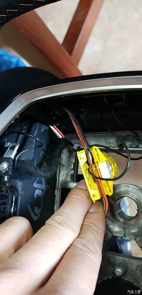 【图】307换4008方向盘效果_标致307论坛_汽车之家论坛