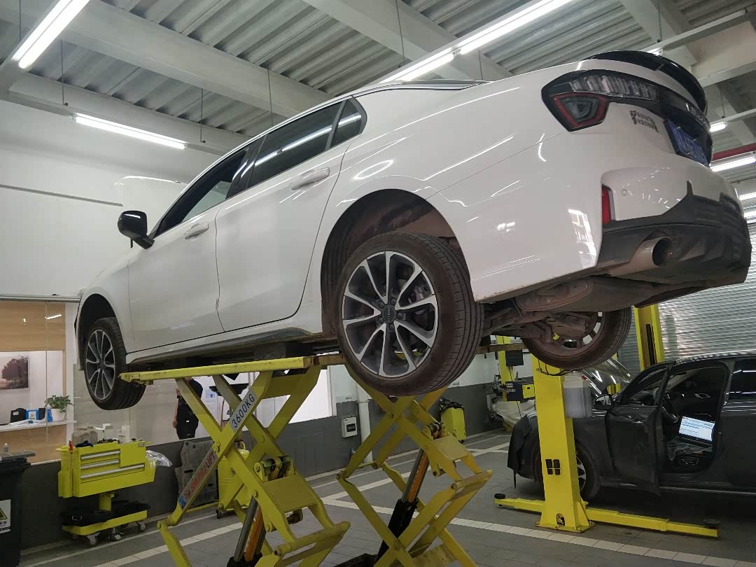 我的大爱领克03首次保养