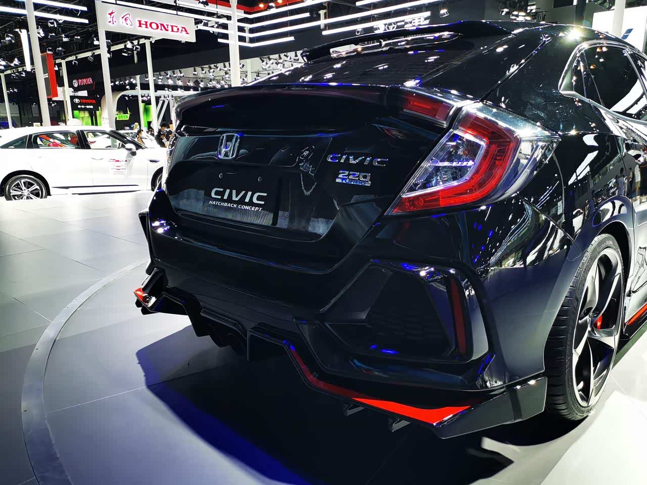 思域神车终于在车展露出真面貌