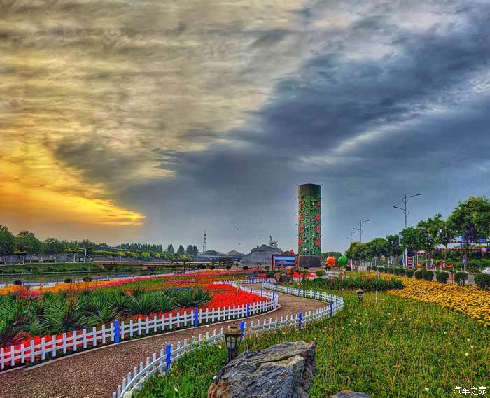 走山玩水大美鹿泉