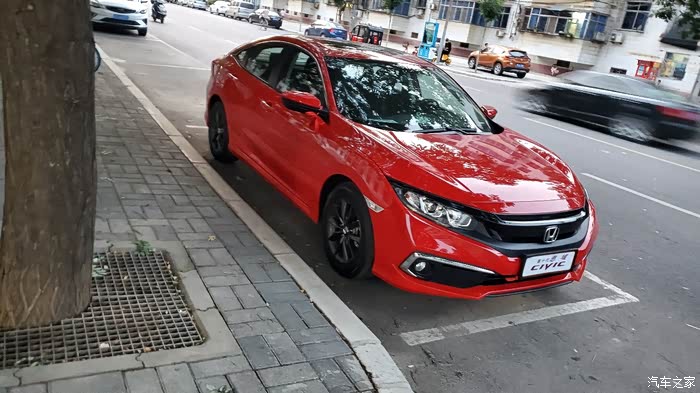 三箱红思域提车小记