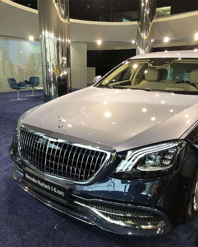 霸道总裁专属座驾梅赛德斯迈巴赫s650加长版