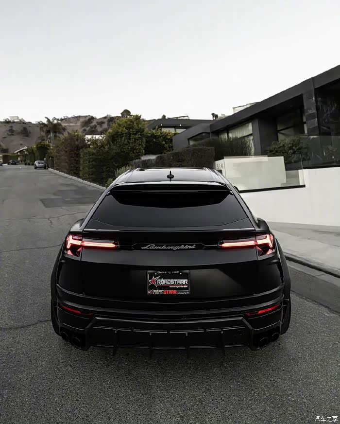 【图】黑牛之兰博基尼lamborghini urus_精彩图集论坛_汽车之家论坛