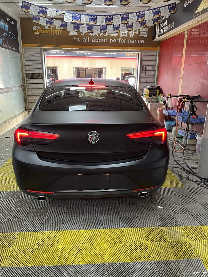 17款君威28t尊贵改黑武士