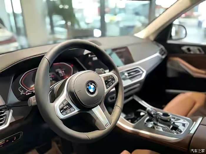 宝马x5的内饰