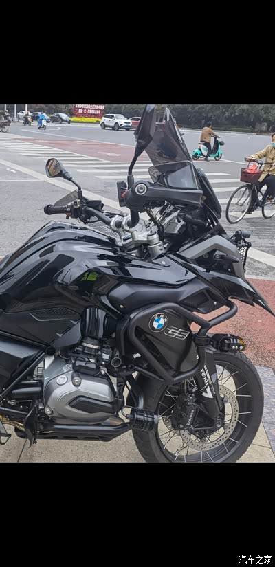 黑武士——蓝鸟锐变黑鸟!——r1200gs