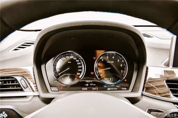 【季度新车】好开不贵,2019款宝马x1新能源--so cool!