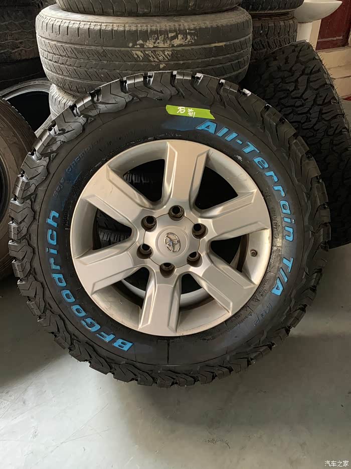 普拉多换百路驰ko2轮胎精