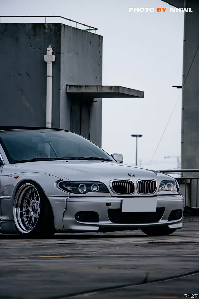 【图】车主打造de极致优雅宝马e46 3系敞篷车!