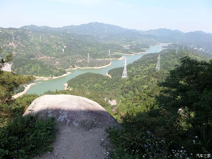 风门古径巧遇阴阳石