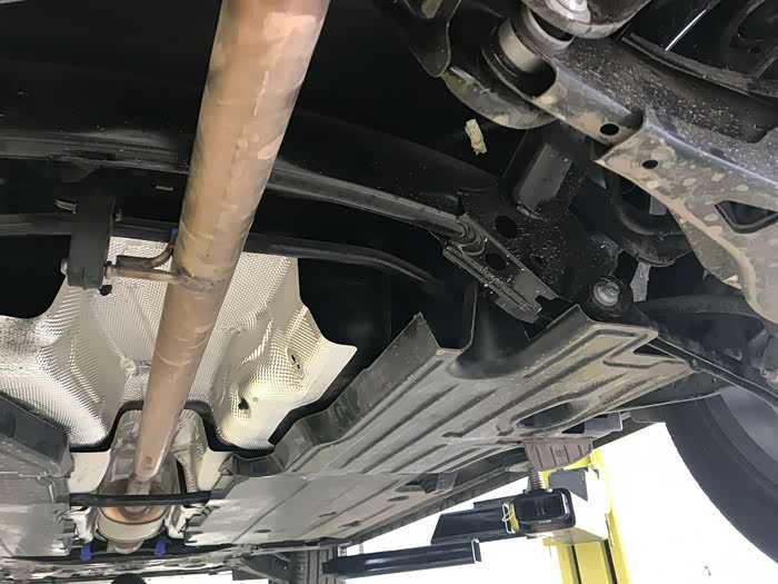 02高能时刻掀起你的裙底领克02底盘技术照片讨论多图慎入