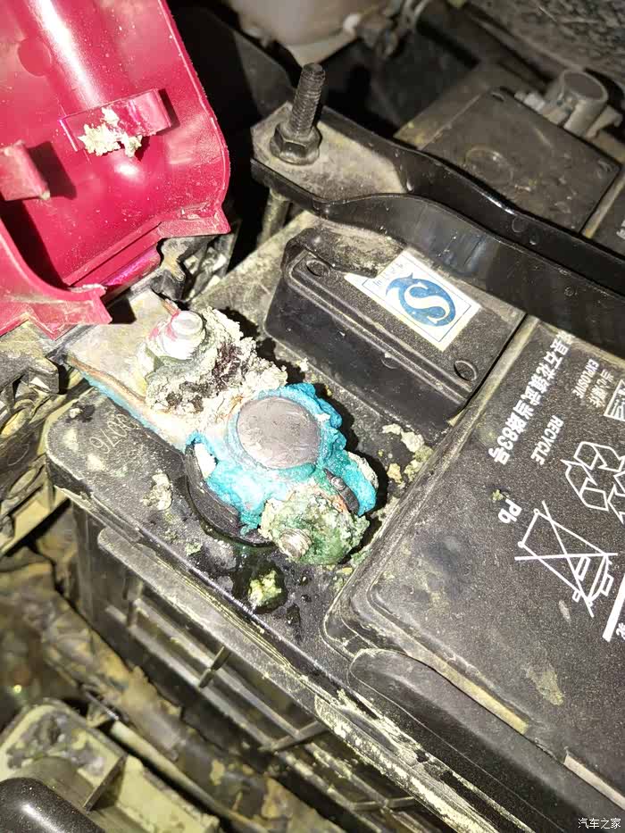 半年多的新车连续两次电瓶发霉