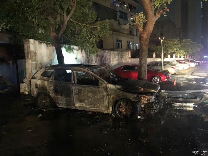 沃尔沃xc60自燃有懂车大神吗