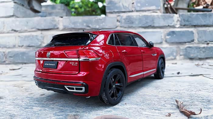 【图】【车模分享】城墙下的红色途昂x,很惊艳!