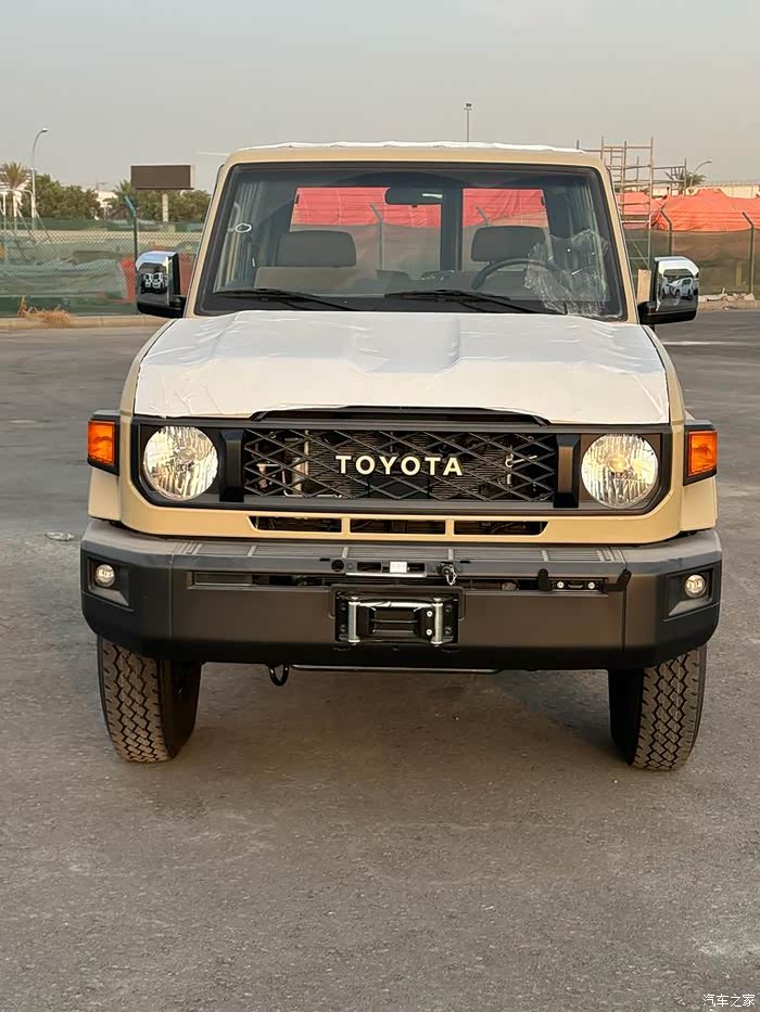 2024款丰田lc71柴油28t自动挡