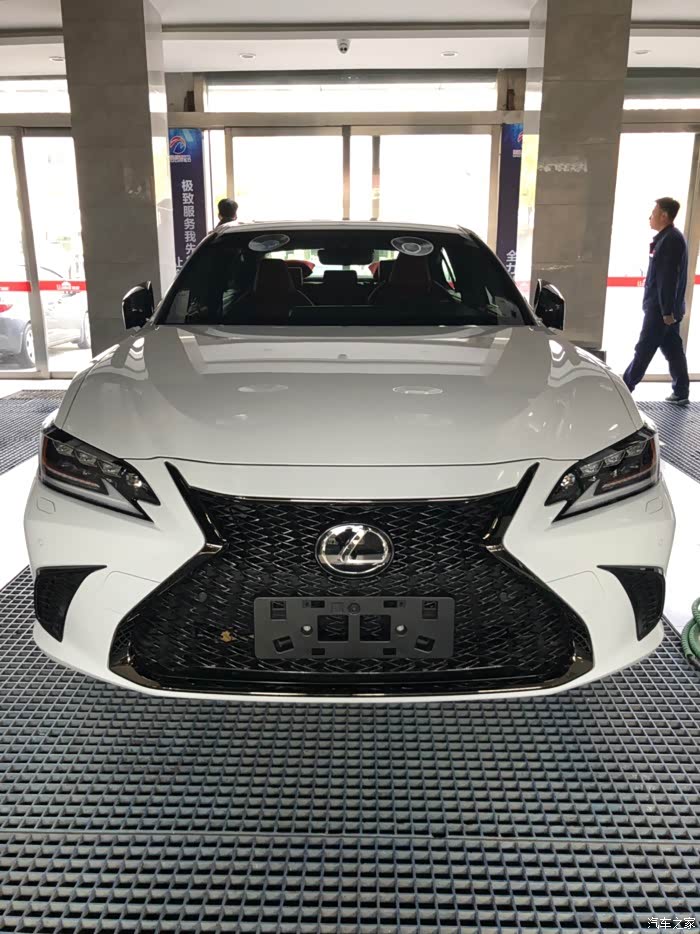 【图】沈阳首台es260f sport提车作业!_雷克萨斯es论坛_汽车之家论坛