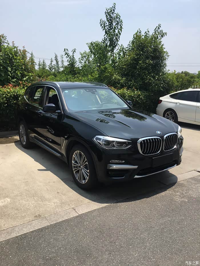 3770 | 回复: 38 宝马x3论坛 感觉运动的还是宝石青好看亮呀,为什么