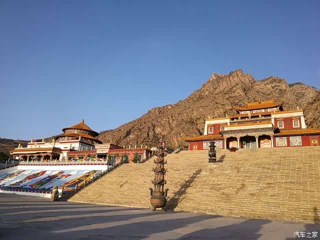 我的秀场第二趴贺兰山北寺景区