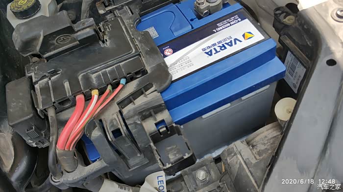 【图】15年的polo换电瓶了_polo论坛_汽车之家论坛