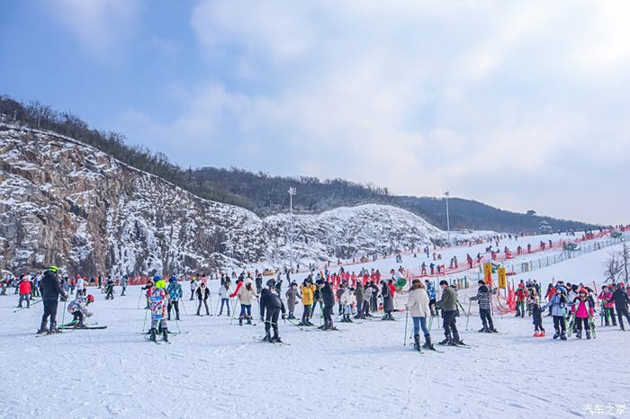 华熙滑雪场图片