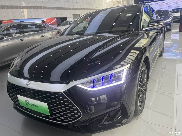 20万级混动家轿比亚迪汉dmi