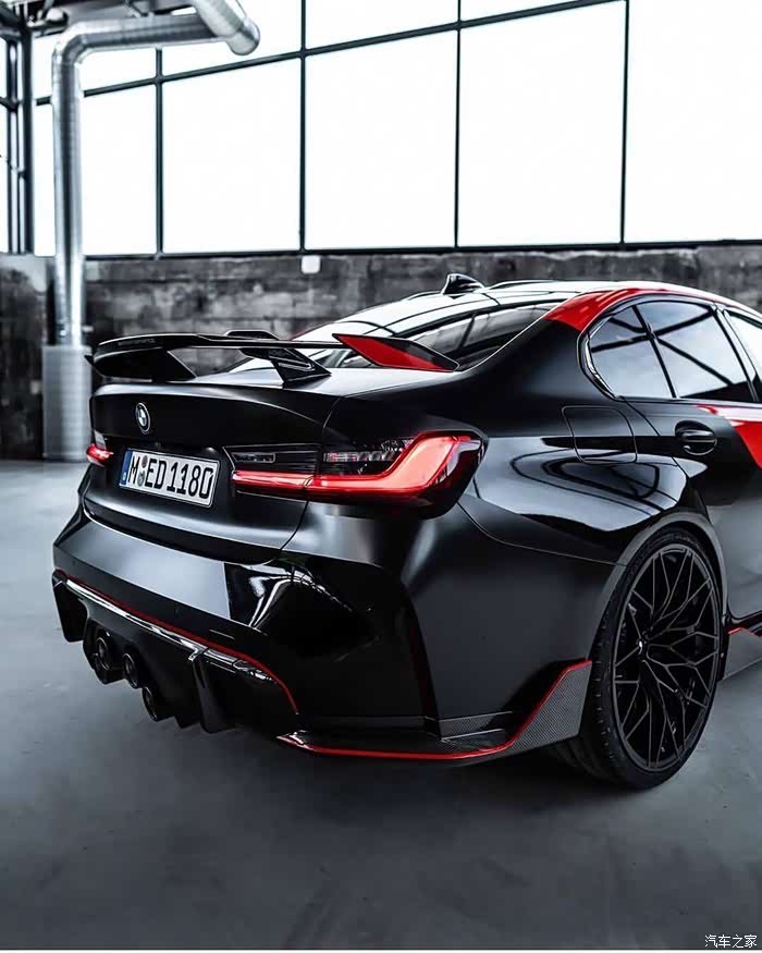 全新一代bmw m3c,红黑配色