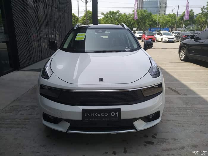 顶配白色领克01用车体验!