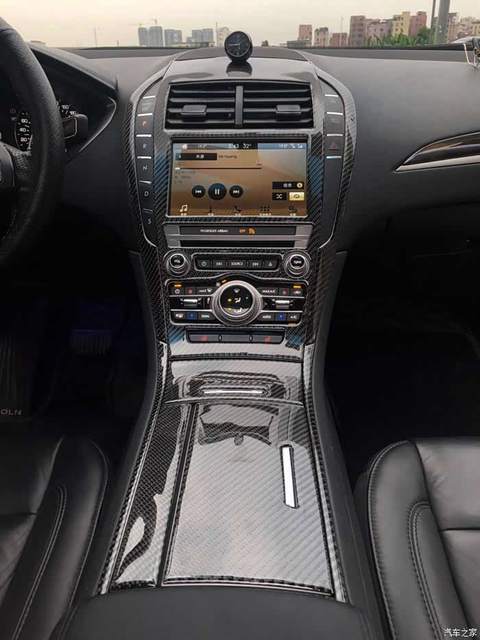 林肯mkz碳纤维内饰改装  绝对是首发