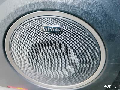 豪华听觉的燕飞利仕音响