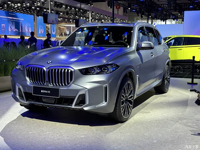 【图】#2023成都车展#新bmw x5亮相,动力更强,内饰更好看_宝马x5论坛