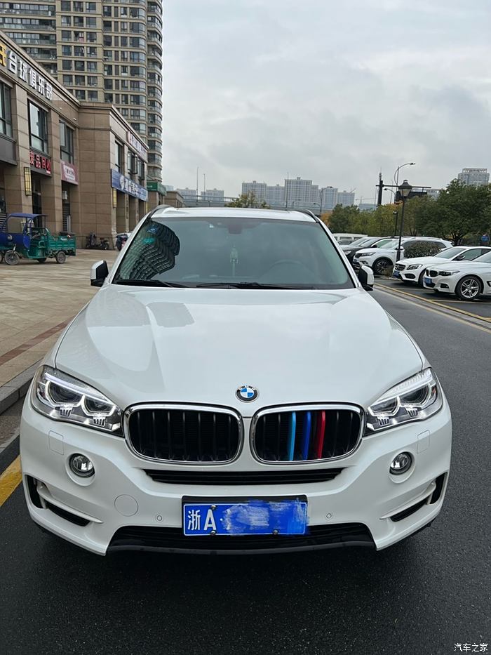 杭州个人出2017款白色宝马x5