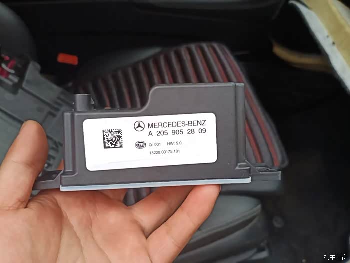 【图】cla220辅助电瓶在哪里?_奔驰c级论坛_汽车之家论坛