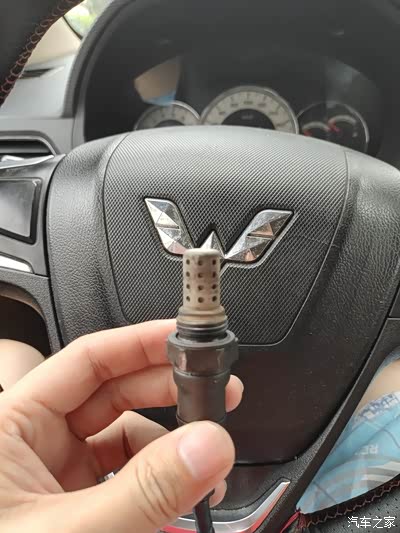 有所下降了 能控制在8-10个油,前段时间氧传感器故障码p0134和p0030,p